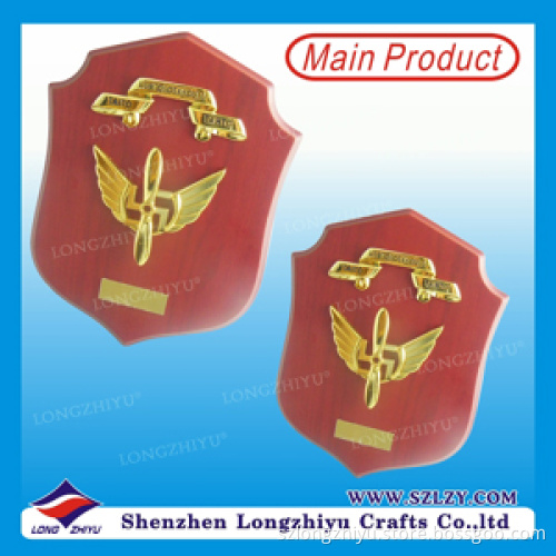 Finland Custom Wood Shield Cast Metal Souvenir Gold Plated Plaques